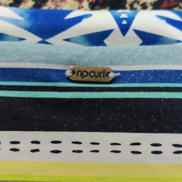 Rip curl reversible bottoms - Picture 3 of 6